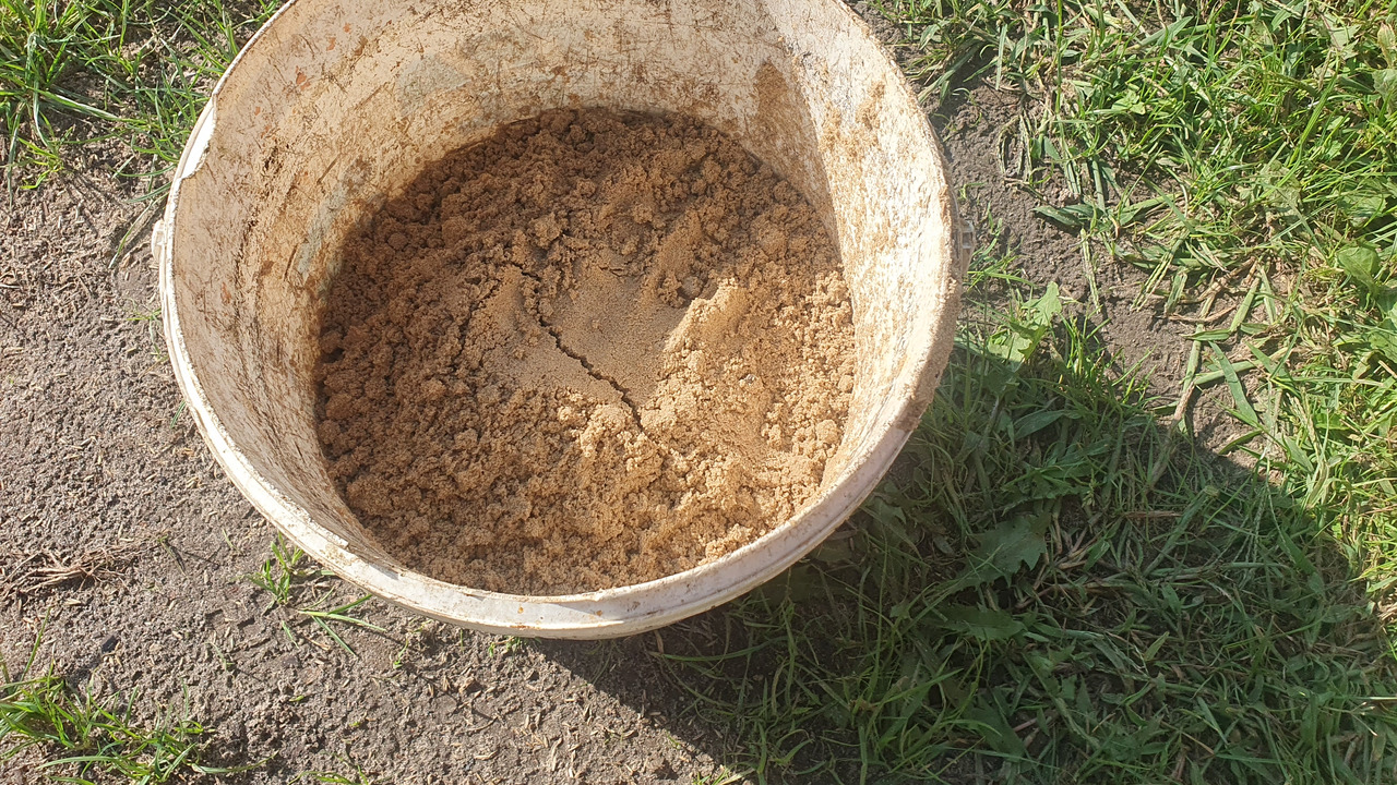 sandinbucket